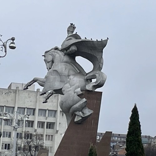 О Владикавказе — с интересом и любовью!