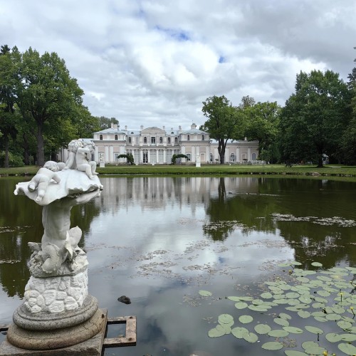 Ораниенбаум  – загородная резиденция светлейшего князя Меншикова