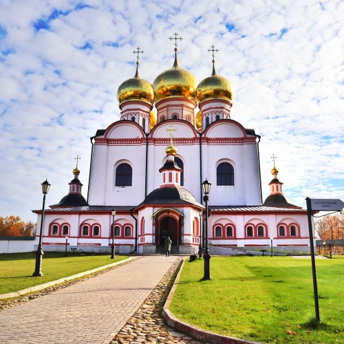 По государевой дороге: из Петербурга — в Великий Новгород и на Валдай