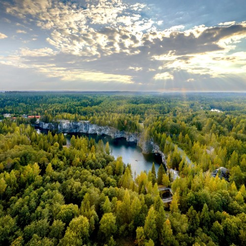 Путешествие из Петербурга в Рускеалу на Ласточке и ретропоезде (лайт)