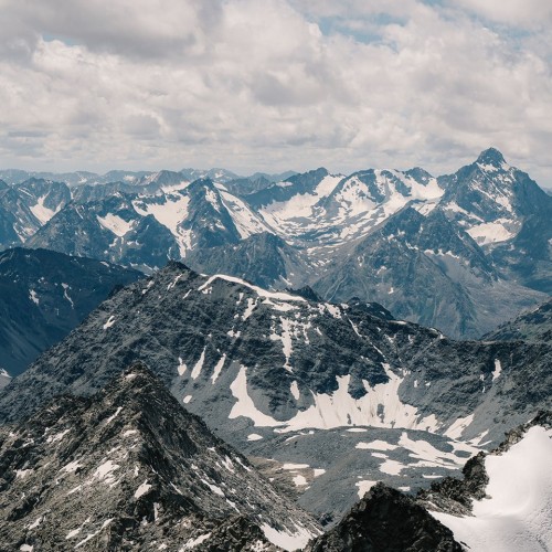 Комфорт-тур на Алтай с фотографом: полёт на вертолёте, парение и главные места (всё включено)
