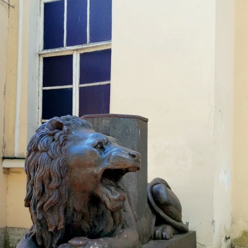 Готика в Петергофе: парк «Александрия»