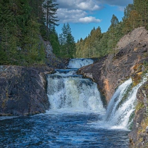 Водопады, рускеальский каньон и этнопарк с комфортом для всей семьи