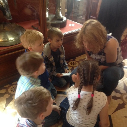 Детская экскурсия в Эрмитаже «Стерегущие золото грифы»