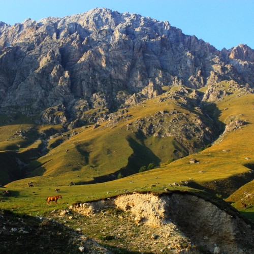 Таинство Ингушетии: треккинг налегке с восхождением на Столовую гору