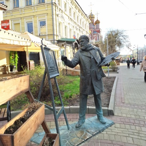 Из грязи в князи: прогулка по улицам Кожевенная и Рождественская