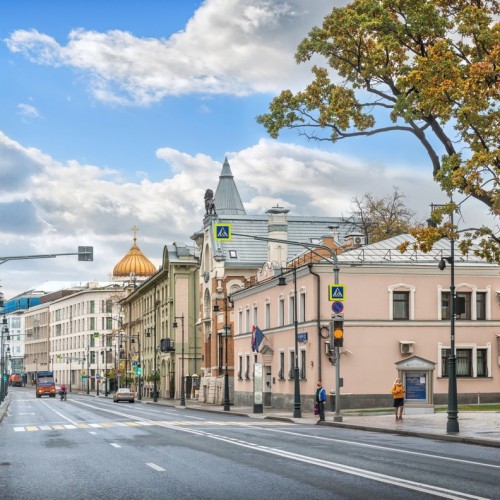 Автопутешествие по киноместам Москвы
