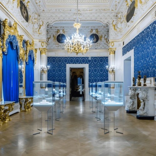 Фаберже и Романовы: история великого ювелира и великой династии