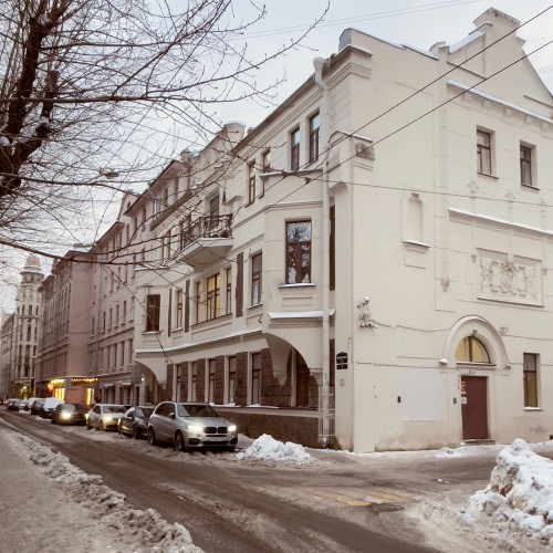 Дворцы и хижины Петроградки