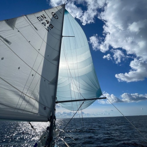 Закат — под парусами!