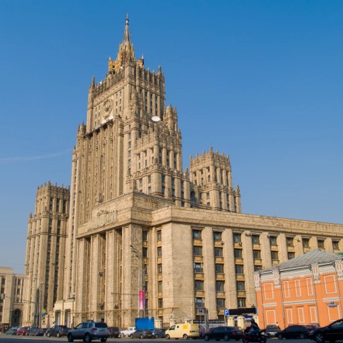 Сталинские высотки. 7 легенд послевоенной Москвы