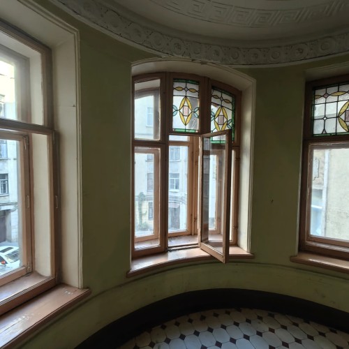 Петроградская сторона: дома и люди