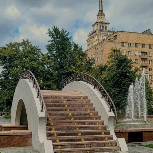 От Киевского вокзала к высотке «Украина»: прогулка по Москве