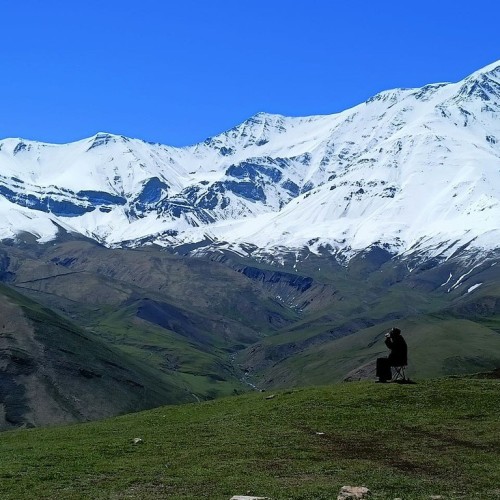 Редкие локации Южного Дагестана: восхождение на Шалбуздаг и аулы-призраки