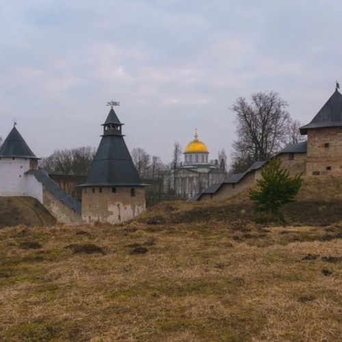 Старый Изборск и Псково-Печерский монастырь: путешествие к истокам Руси