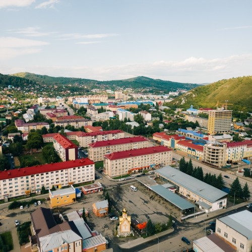 Тур «всё включено» на Алтай: главные локации, моторафтинг и лёгкий треккинг