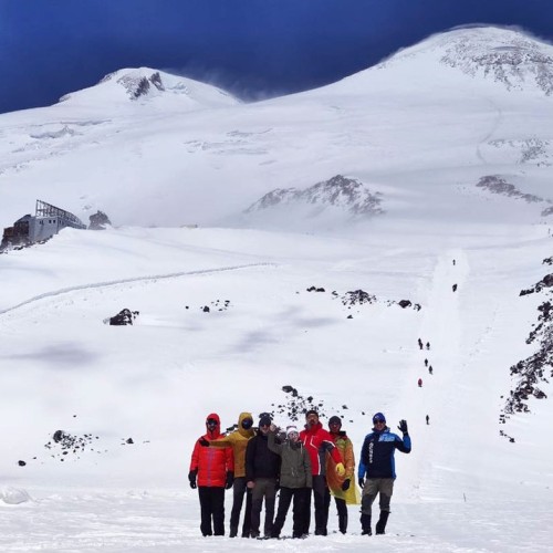 Нетипичное Приэльбрусье: треккинг налегке к 4 высокогорным озёрам с проживанием в гостинице