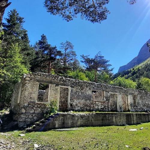 Треккинг налегке у подножия священной горы Уллу-Тау (комфорт размещения на выбор)