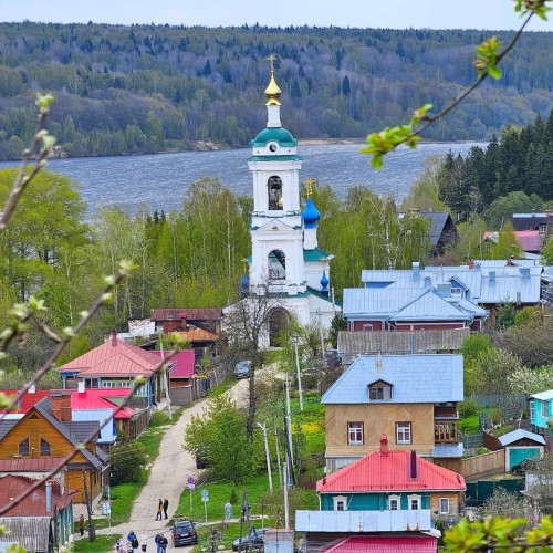 Пейзажи, история и культурное наследие побережья Волги: Плёс, Кострома и Ярославль