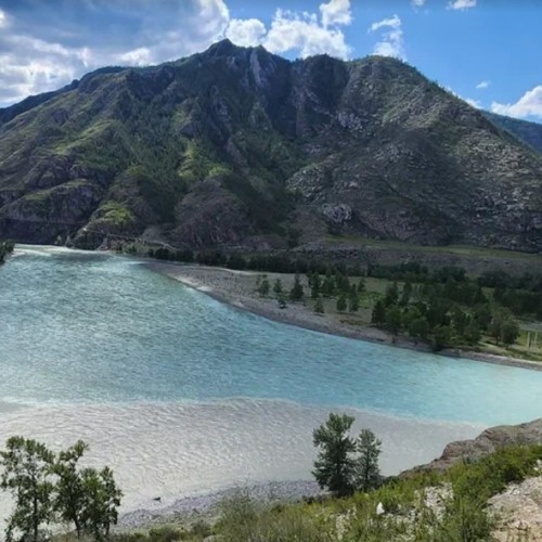 Цветение алтайской сакуры и главные локации: Гейзерное озеро, «Марсы», Катунь и Адыр-Кан