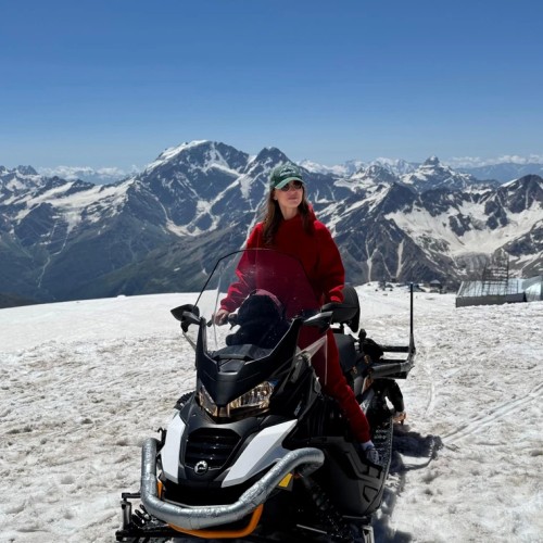 На внедорожнике по КЧР и КБР: Домбай, Эльбрус и Джилы-Су в мини-группе