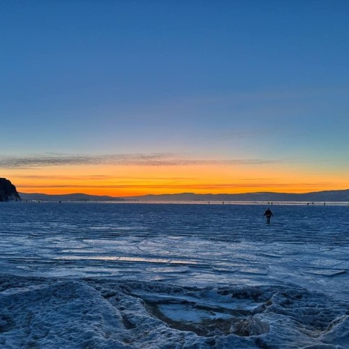 По зимнему Ольхону в мини-группе: все виды льда и главные места