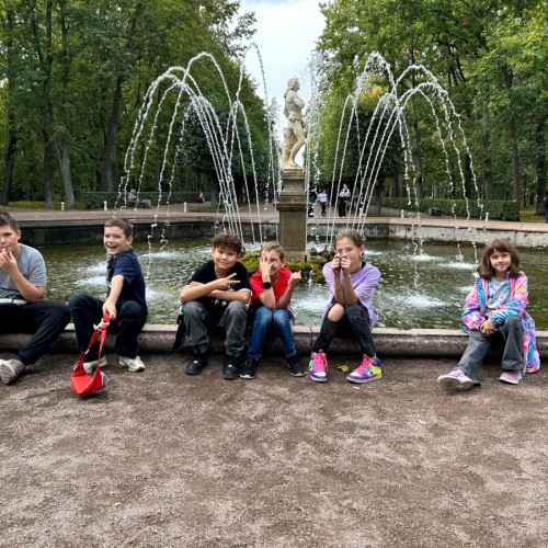 Мир изящных фонтанов Петергофа