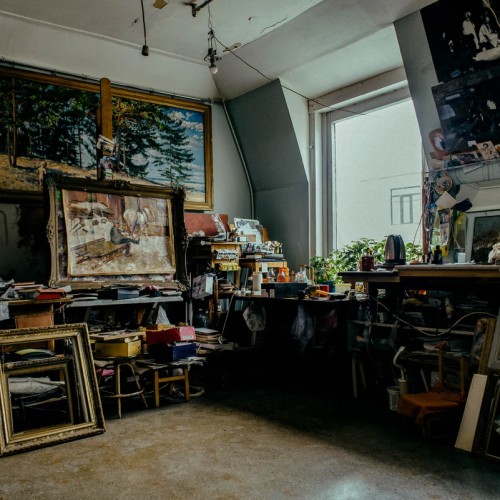 По закоулкам Петроградки — в гости к художникам