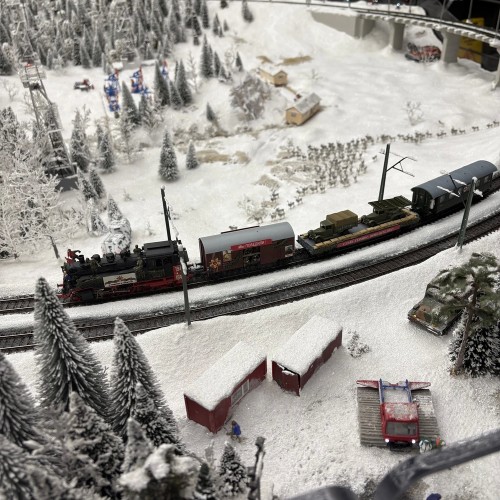 Из Санкт-Петербурга — по всей России! Групповая экскурсия по «Гранд Макету» (билеты включены)