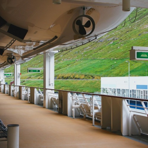 VIP-круиз с экспертами и музыкантами от Камчатки до Чукотки (всё включено)