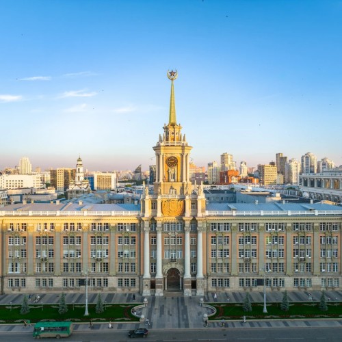Все грани Екатеринбурга на автомобиле