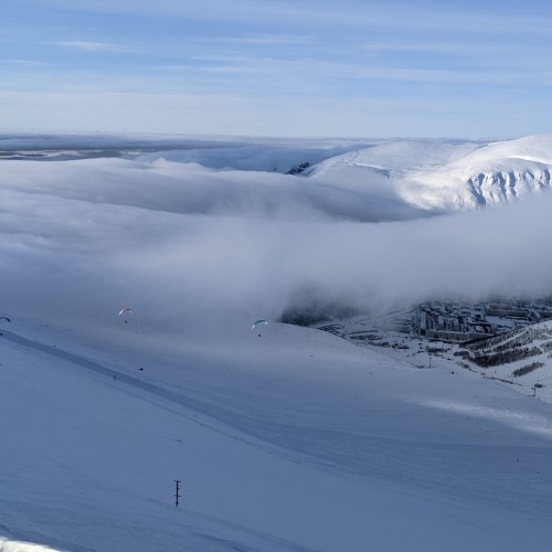 Путешествие в Арктику только для вас: Мурманск, Териберка, северное сияние и локации на ваш выбор