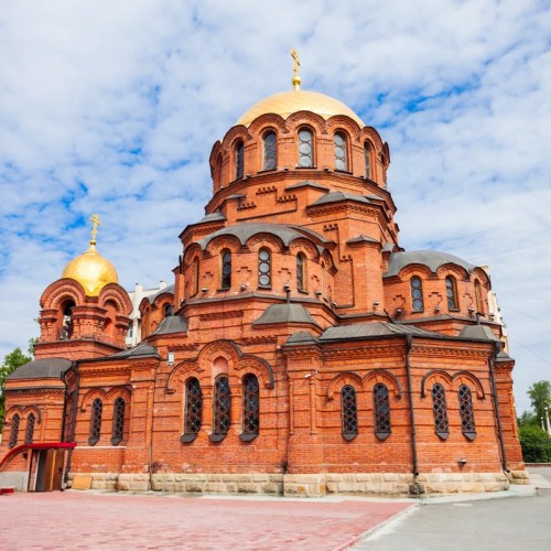 По Новосибирску — в мини-группе