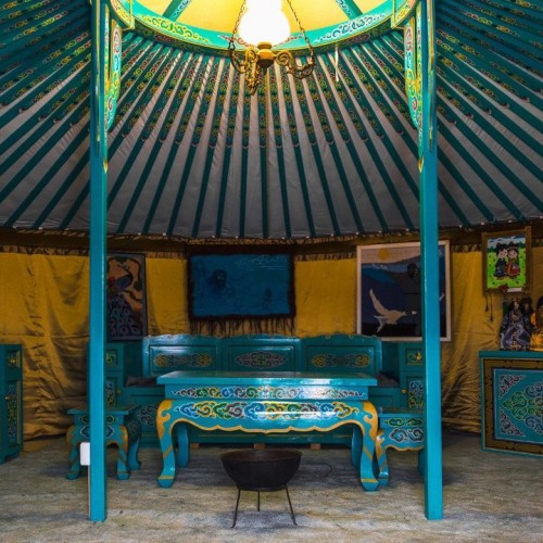 Тажераны, Малое Море и Ольхон: магия зимнего Байкала в индивидуальной поездке