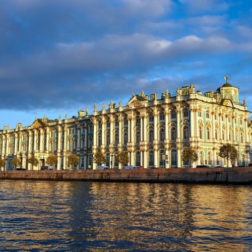 Экскурсия по Эрмитажу в мини-группе (билеты включены)