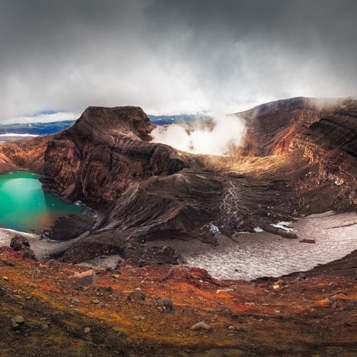 Джип-приключение на Камчатке: главные места, озеро медведей и треккинги