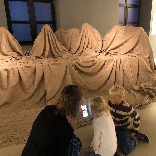 За современным искусством — в музей «Эрарта». Индивидуальная экскурсия