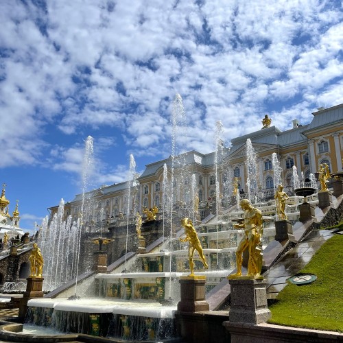 Петергоф и Кронштадт: от блеска и величия до подвига и славы