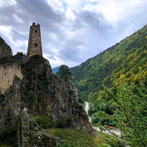 Приезжайте на Кавказ — будет пир и тост за вас! Тур с застольями, дегустацией и казачьей свадьбой