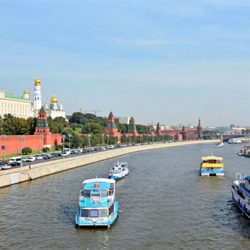 Речная прогулка по центру Москвы от причала «Киевский» до парка «Зарядье»