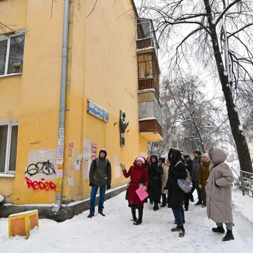 Дворы и миры Уралмаша