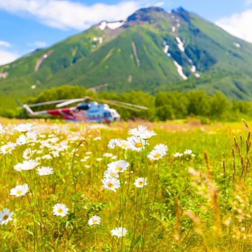 Увидеть душу Камчатки: джип-тур по неизведанным местам с круизом по Курильскому озеру (всё включено)