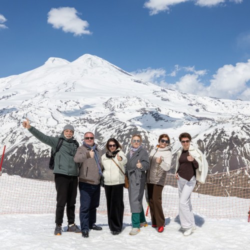 Курорты и горы Кавказа: Эльбрус и Домбай, Пятигорск и Кисловодск