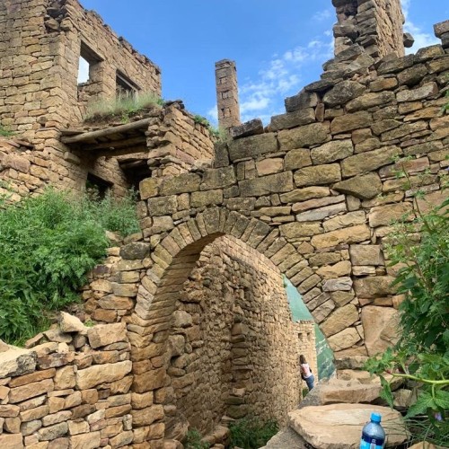 На машине по Дагестану: Дербент, древние аулы и Сулакский каньон