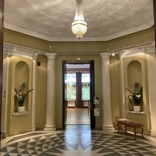 Два дома в одном: экскурсия по особнякам Матильды Кшесинской и Василия Бранта