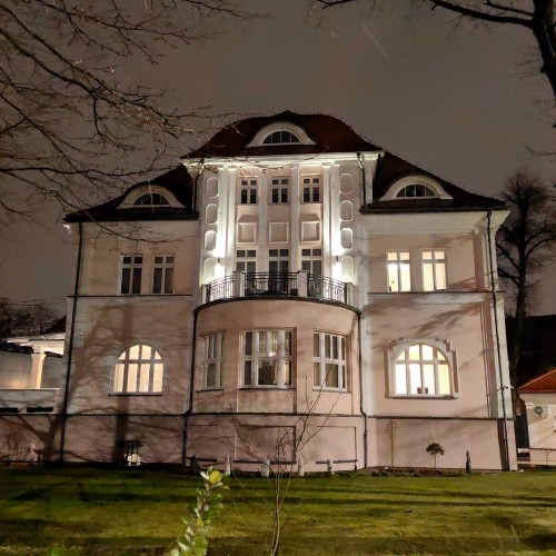 Магия вечернего Калининграда: история в свете фонарей