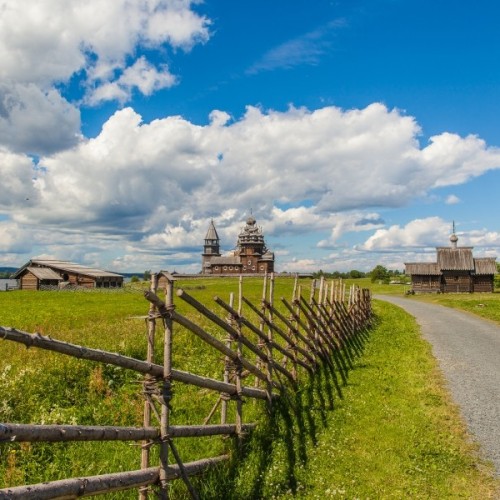 Карельский уикенд: автобусно-пешеходный тур с посещением о. Кижи