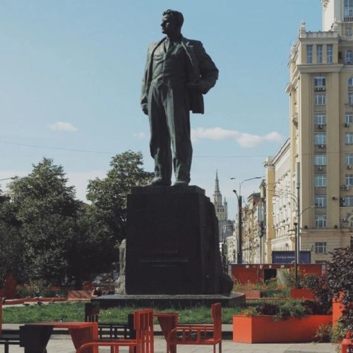 Автостопом по советскому кино: квест-экскурсия в Москве без гида
