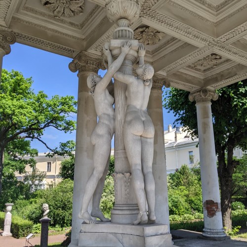 Неповторимое очарование Павловского парка: экскурсия на велосипеде