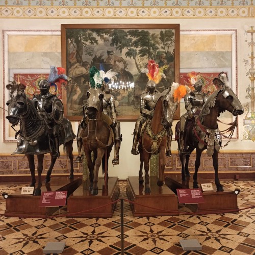 Жизнь во дворце и мир искусства: обзорная экскурсия по Эрмитажу